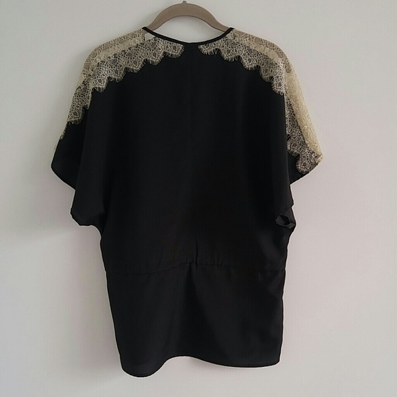 Kenneth Cole Reaction Lace Top - Picture 4 of 4